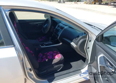 2013 Nissan Altima 2.5 S из США, поврежденный, VIN 1N4AL3AP2DC102810